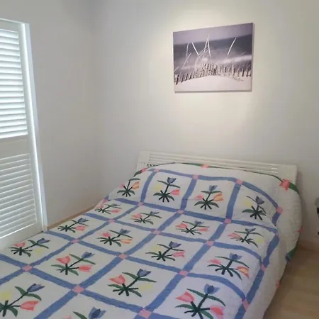 Avec Piscine, Internet Et Climatisation. Villa